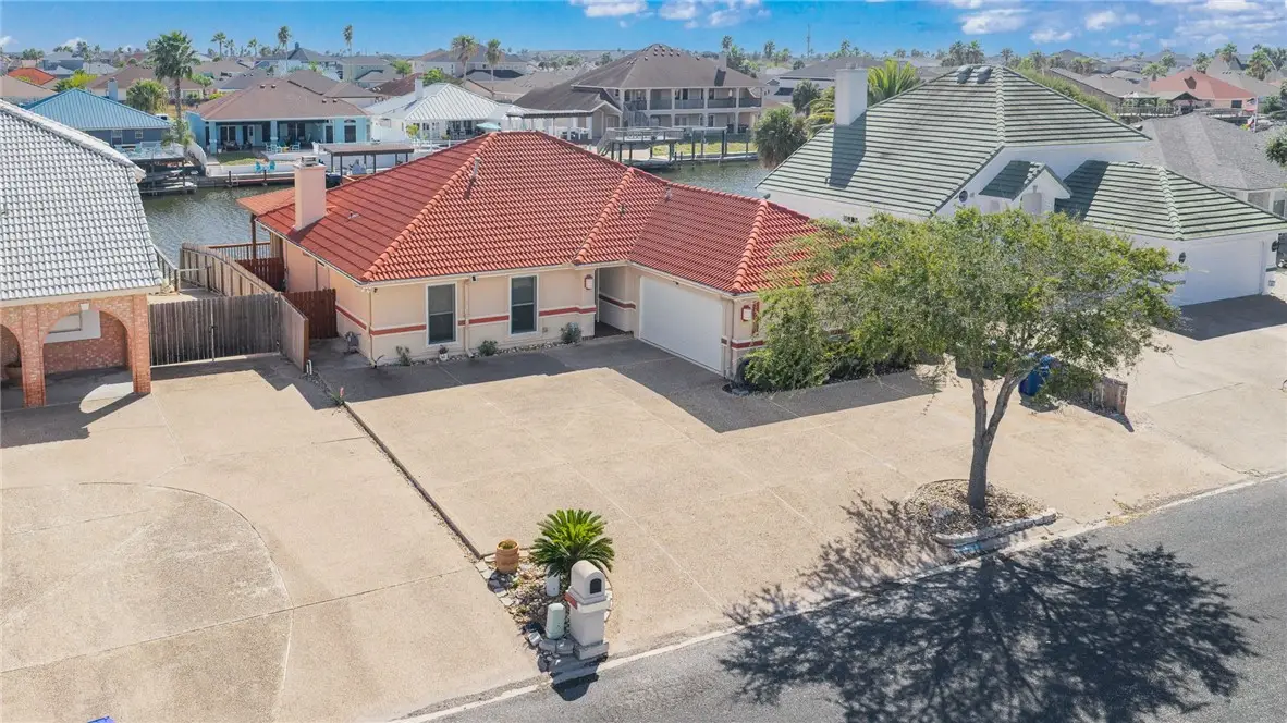 15942 El Soccorro Loop, Corpus Christi, TX 78418 - #1