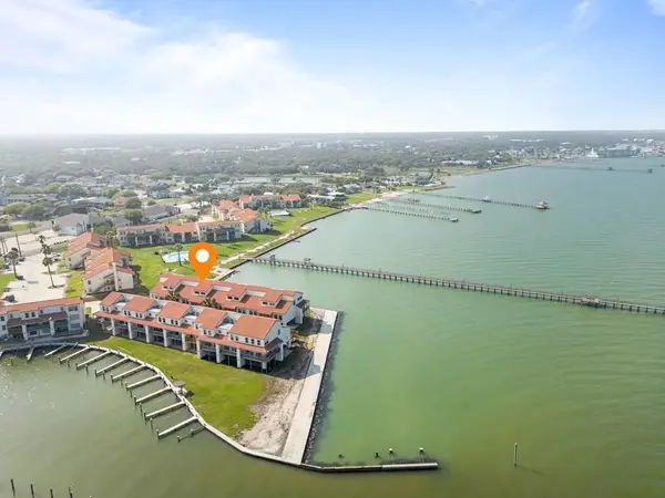 620 S Fulton Beach Road #306, Rockport, TX 78382