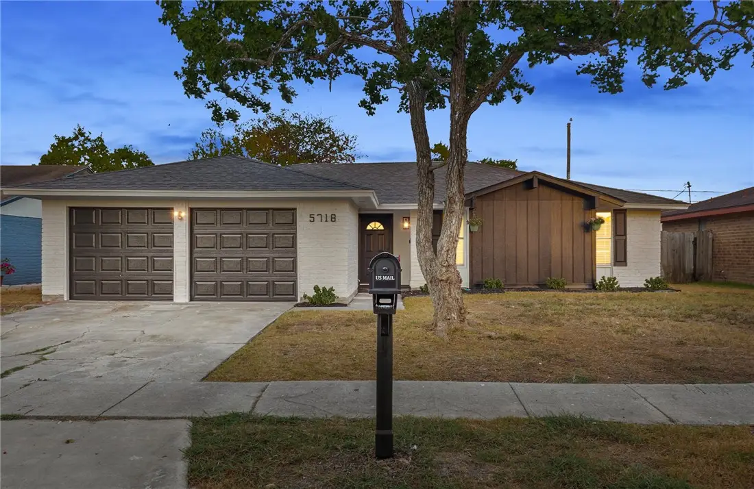 5718 Crestgrove Drive, Corpus Christi, TX 78415 - #1