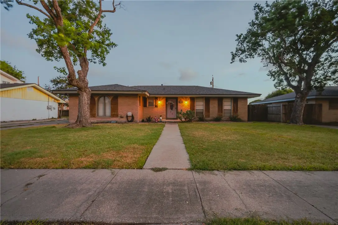 206 Driftwood Drive, Portland, TX 78374 - #1