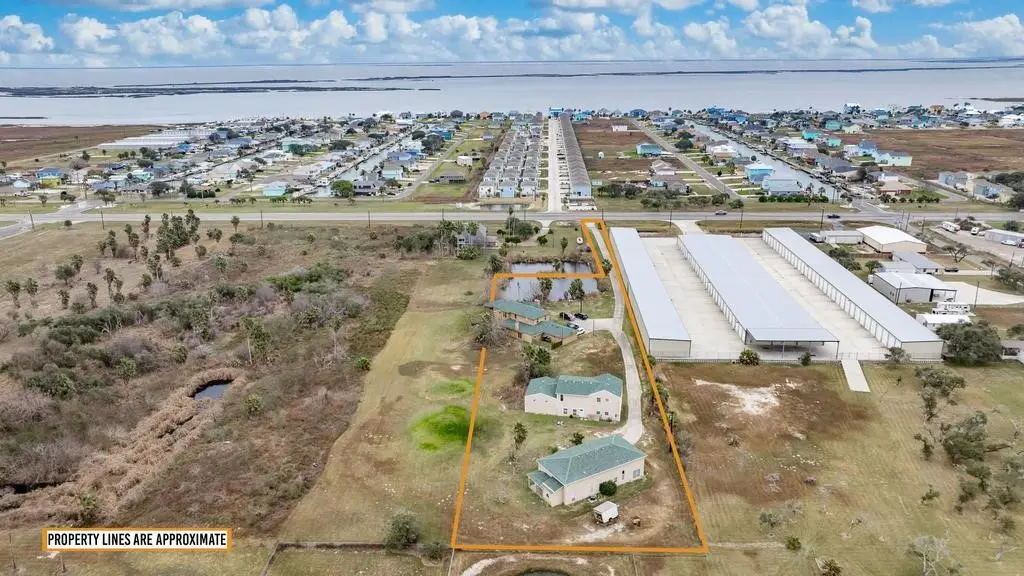 4107 Highway 35 Highway S, Rockport, TX 78382 - #1