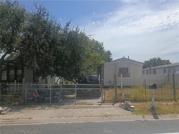 2909 Caprice Drive, Corpus Christi, TX 78418