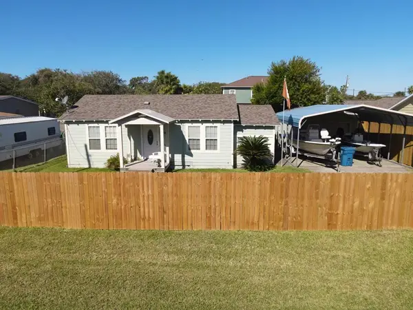 303 Palmetto Avenue, Fulton, TX 78358