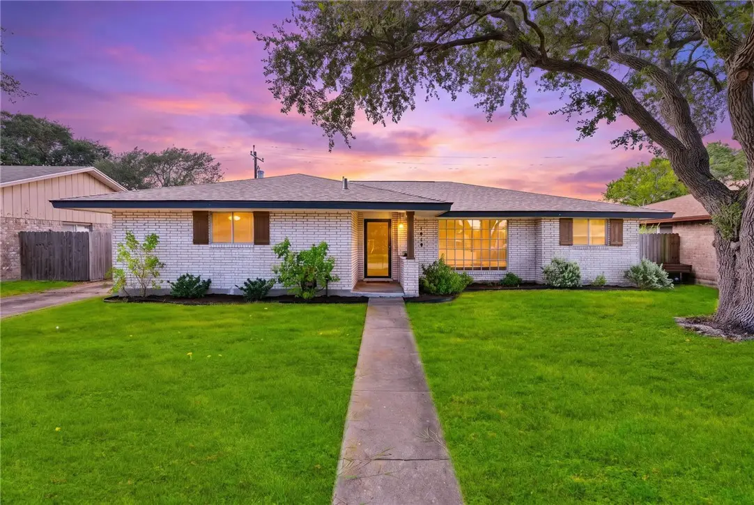 1819 Baffin Drive, Portland, TX 78374 - #1