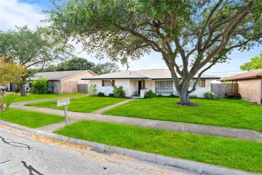1819 Baffin Drive, Portland, TX 78374 - #3