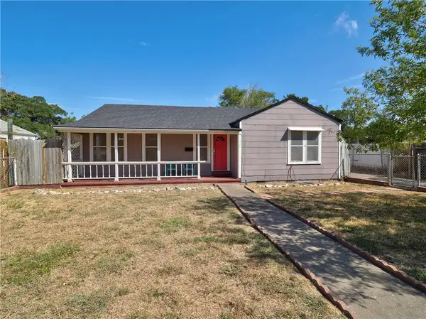 225 S Whitney Street, Aransas Pass, TX 78336