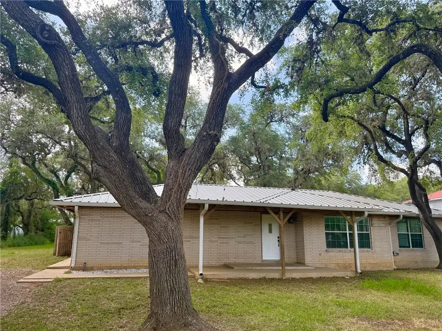 170 White Lane, Beeville, TX 78102 - #3