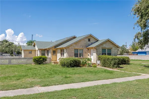 126 N Whitney Street, Aransas Pass, TX 78336