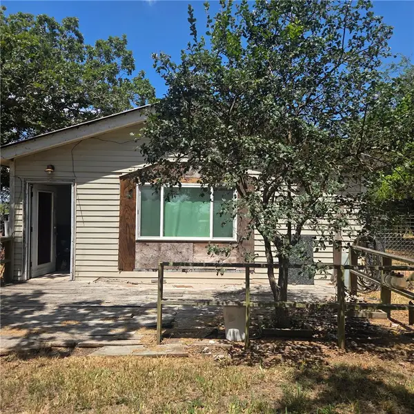 24853 Lakeview Drive, Mathis, TX 78368