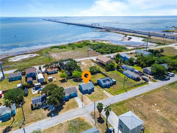 913 Recreation Drive, Corpus Christi, TX 78418