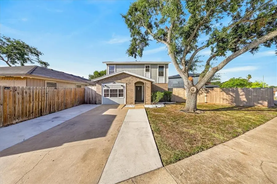 2629 Allencrest Drive, Corpus Christi, TX 78415 - #2