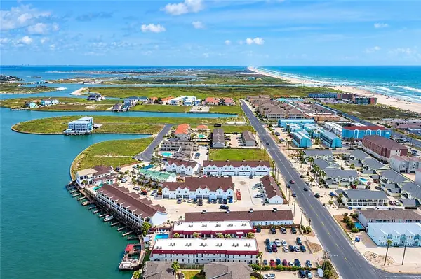 15118 Arashi Beach Drive, Corpus Christi, TX 78418