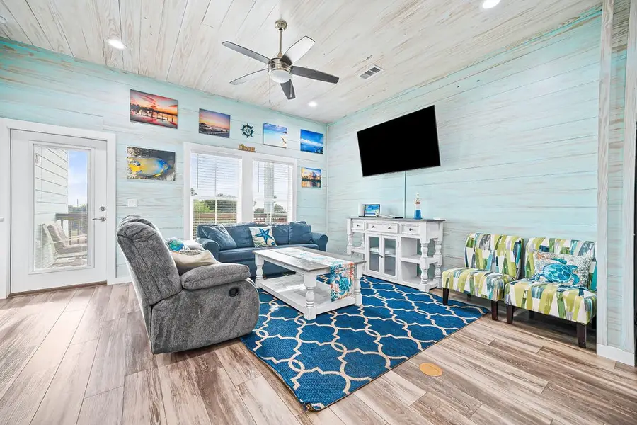 3433 Loop 1781 Unit 3 #3, Rockport, TX 78382 - #3