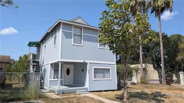 322 E Henrietta Avenue, Kingsville, TX 78363