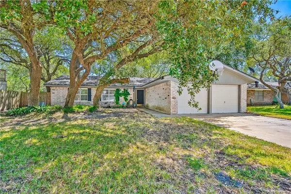 2130 Eastwind Street, Ingleside, TX 78362