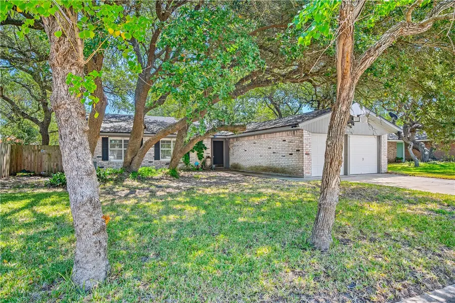2130 Eastwind Street, Ingleside, TX 78362 - #2