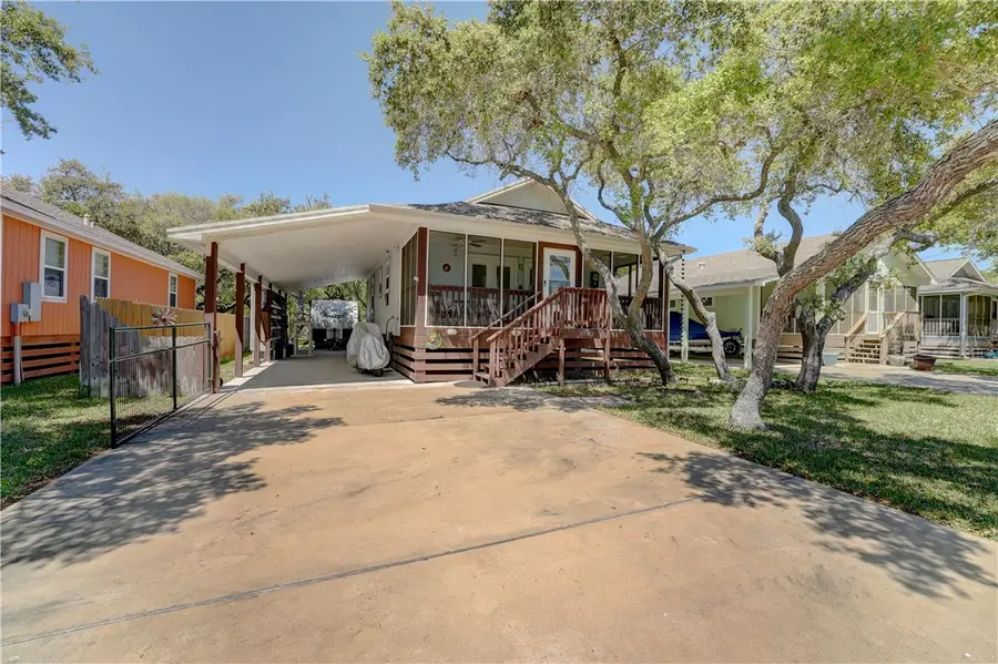 1023 S Fuqua Street, Rockport, TX 78382 - #3