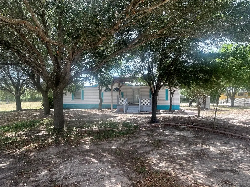 112 County Road 314, Orange Grove, TX 78372 - #1
