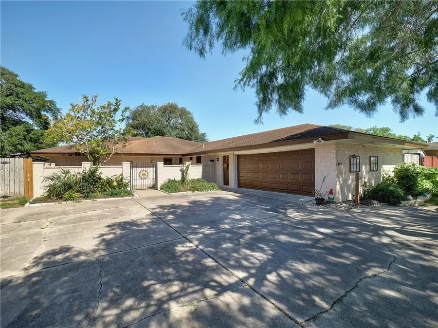 5405 Whitemarsh Drive, Corpus Christi, TX 78413 - #2