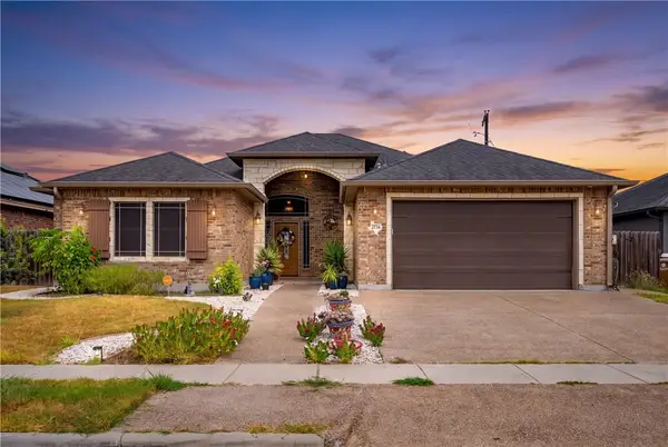 2718 Yeager Drive, Corpus Christi, TX 78410