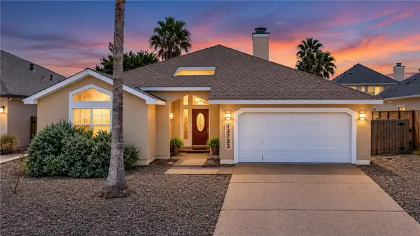 13733 Hawksnest Bay Drive, Corpus Christi, TX 78418