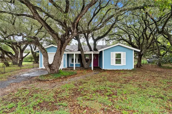 820 Ibis Drive, Rockport, TX 78382
