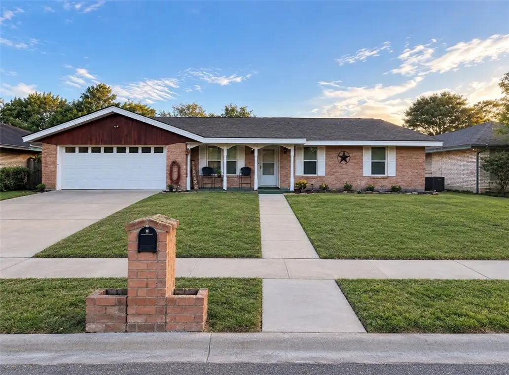 4006 Rooney Dr, Corpus Christi, TX 78413 - #1