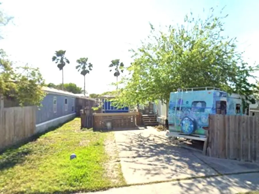 2518 Stanton Drive, Corpus Christi, TX 78418 - #2