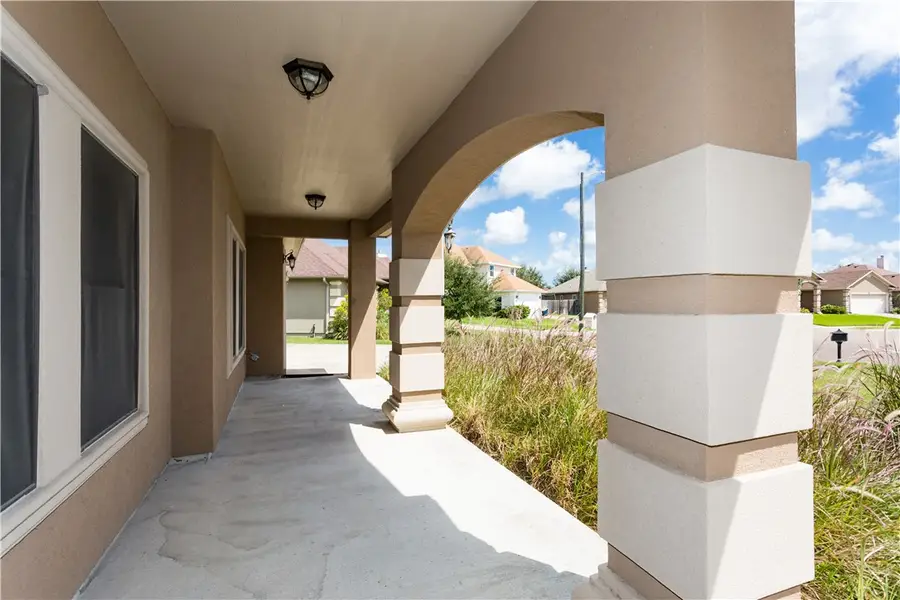 5701 Loire Boulevard, Corpus Christi, TX 78414 - #2