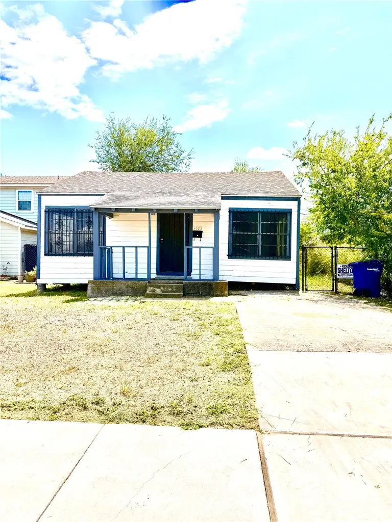 4033 Iturbide Street, Corpus Christi, TX 78405 - #1