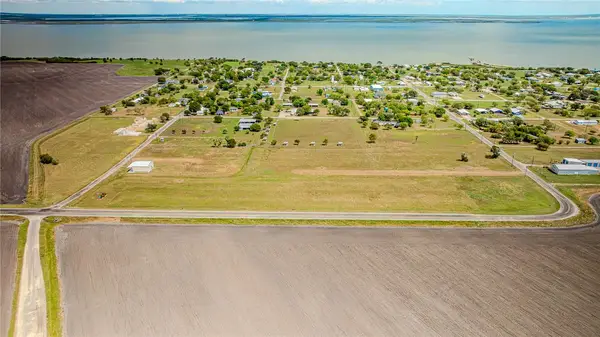 1743 Tx-239, Austwell, TX 77950