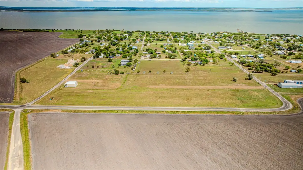 1739 Tx-239, Austwell, TX 77950 - #1