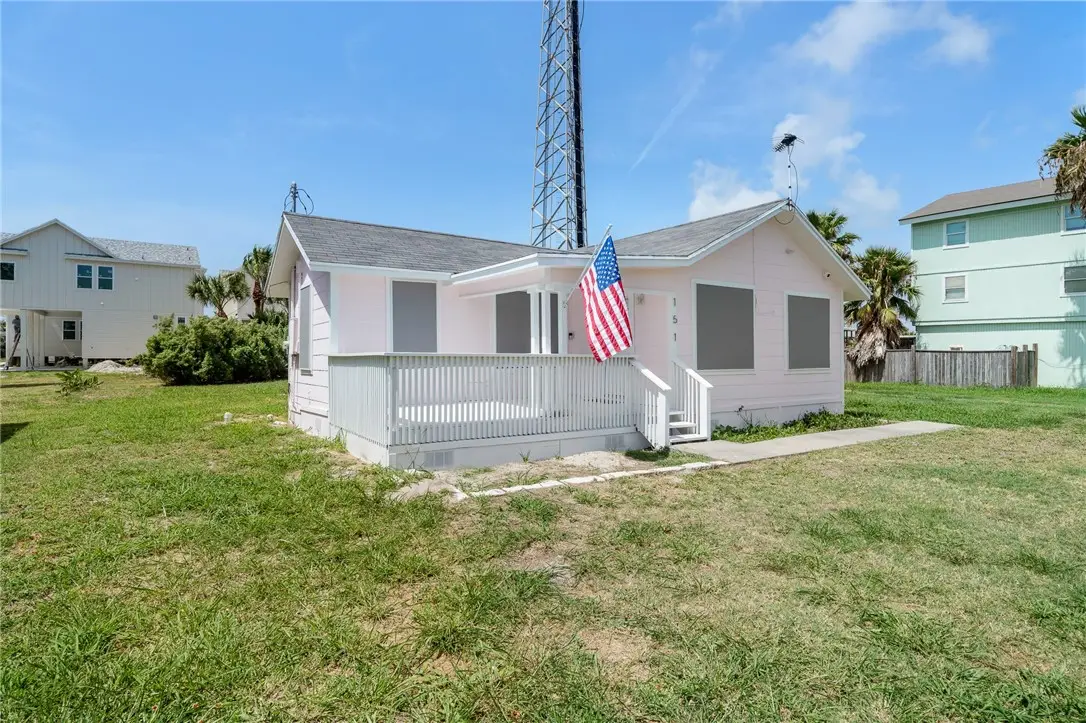 151 W White Avenue, Port Aransas, TX 78373 - #1