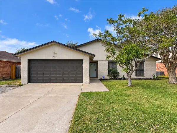 966 Bramling Circle, Corpus Christi, TX 78418