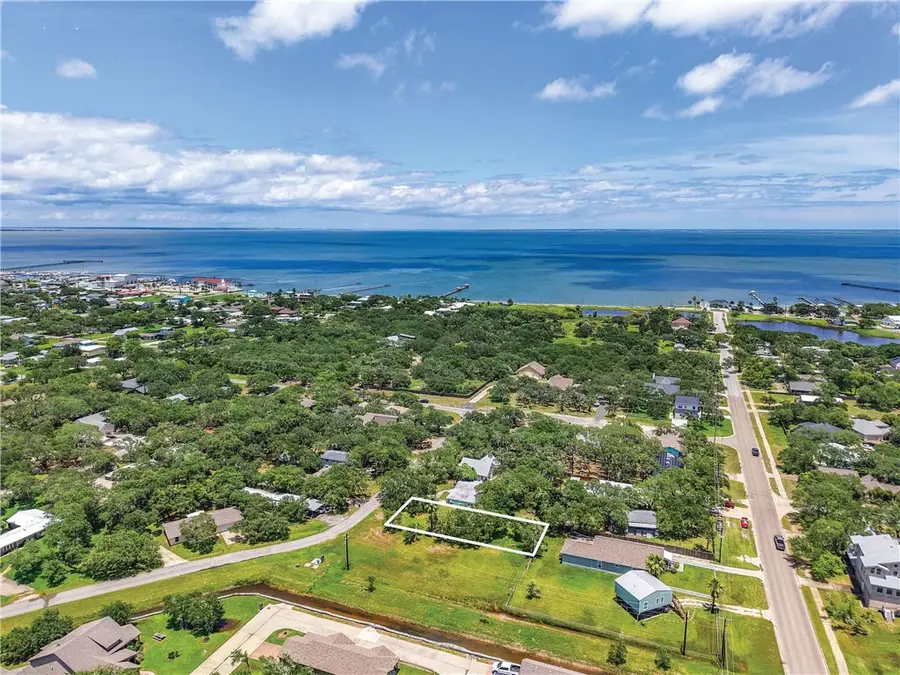 210 Timber Lane, Rockport, TX 78382 - #3