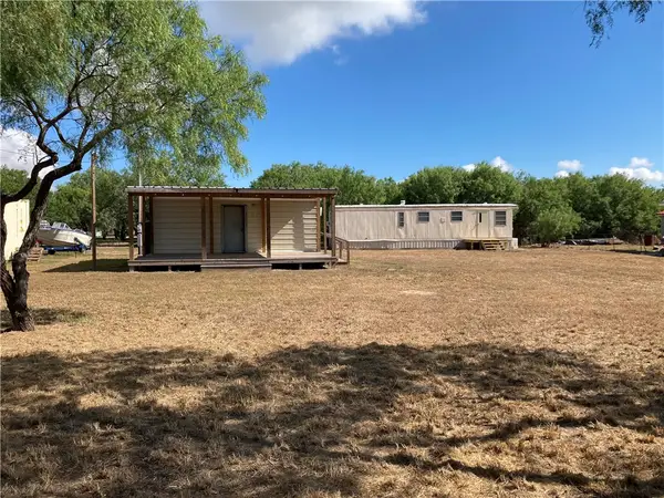 1134 E County Road 2328, Riviera, TX 78379