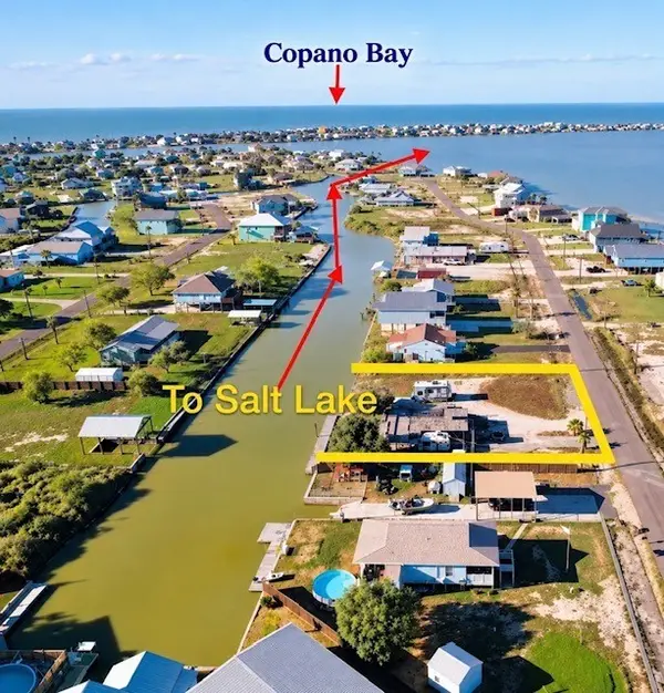 106&108 Lakeview, Rockport, TX 78382