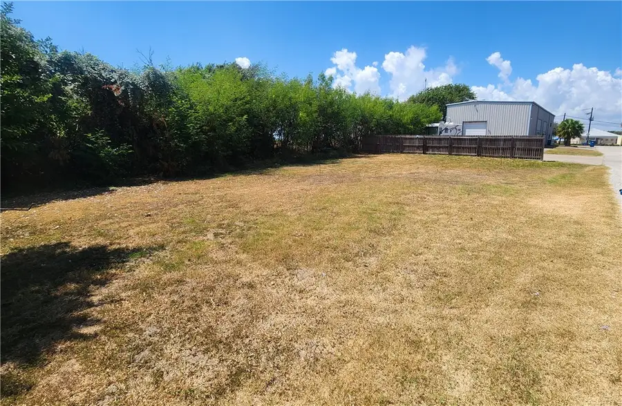 105 Cox Drive, Portland, TX 78374 - #2