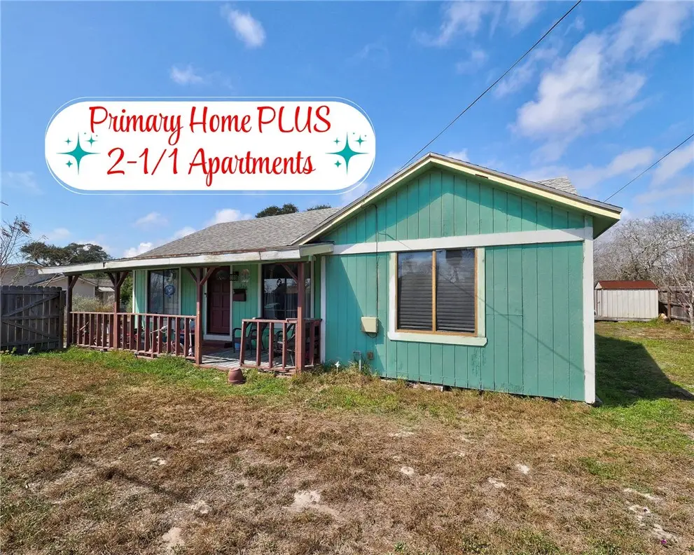 330 S Saunders Street, Aransas Pass, TX 78336 - #1