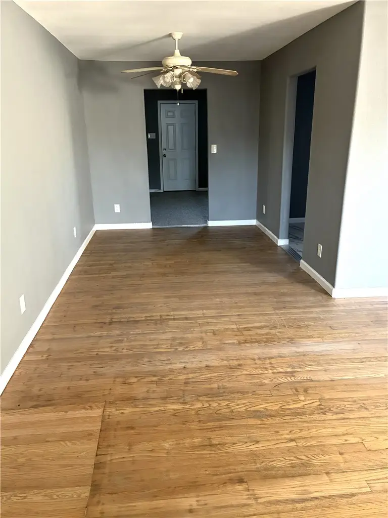 226 W Vanderbilt Drive, Corpus Christi, TX 78415 - #3