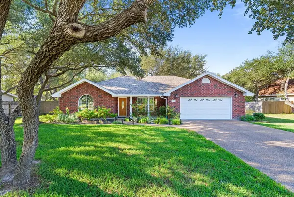 102 North Santa Clara Dr Drive, Rockport, TX 78382