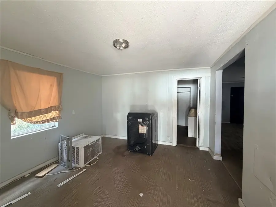 309 Laurel Street, Alice, TX 78332 - #2