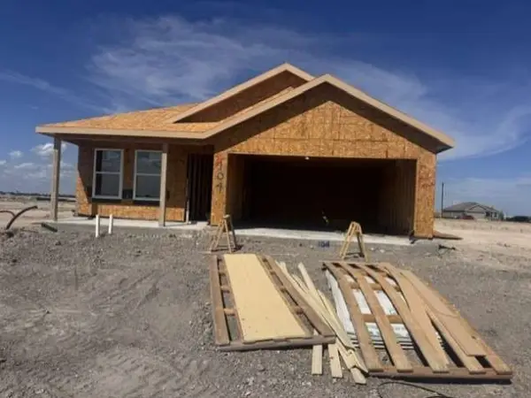 104 Cowboy Trail, Sinton, TX 78387