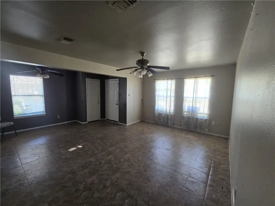 1117 Green Earth Drive, Corpus Christi, TX 78405 - #2