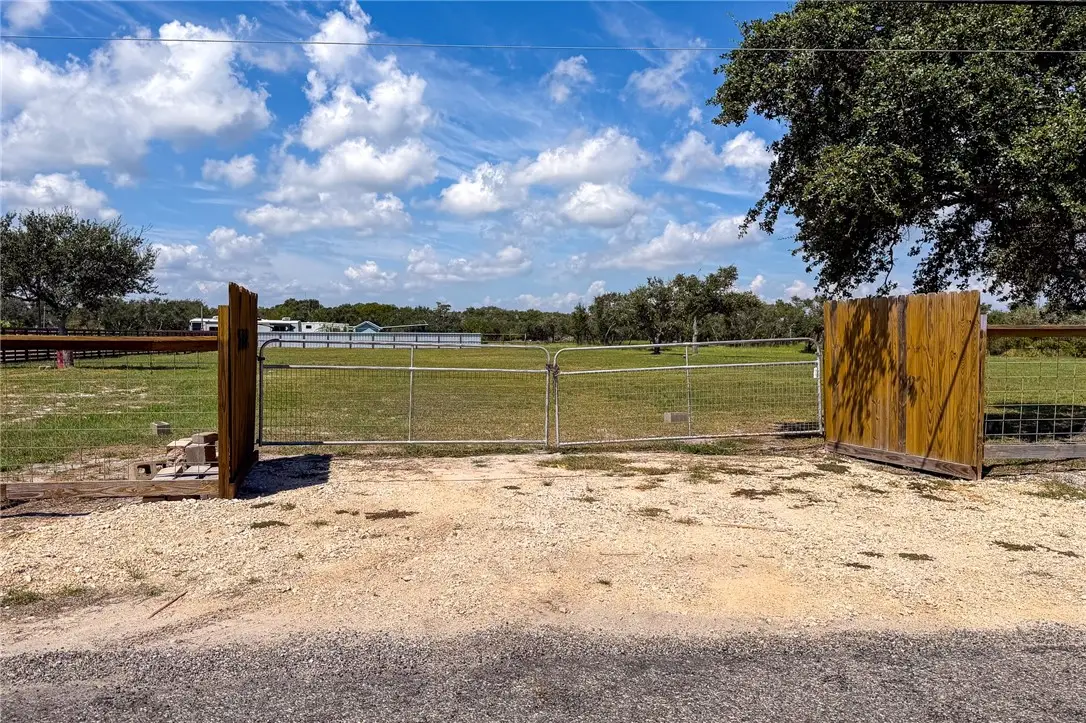 732 Shaver, Aransas Pass, TX 78336 - #1