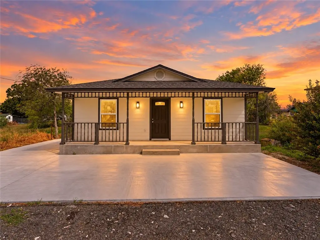 933 Kansas Street, Robstown, TX 78380 - #1