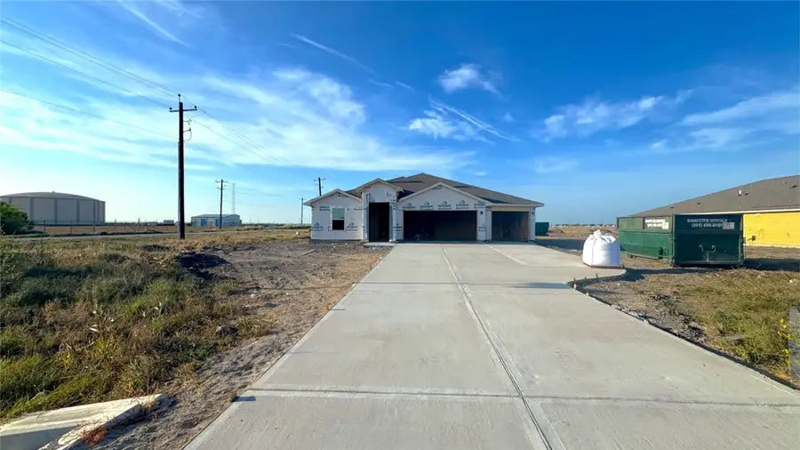 802 Fisher's Island Circle, Corpus Christi, TX 78415 - #2