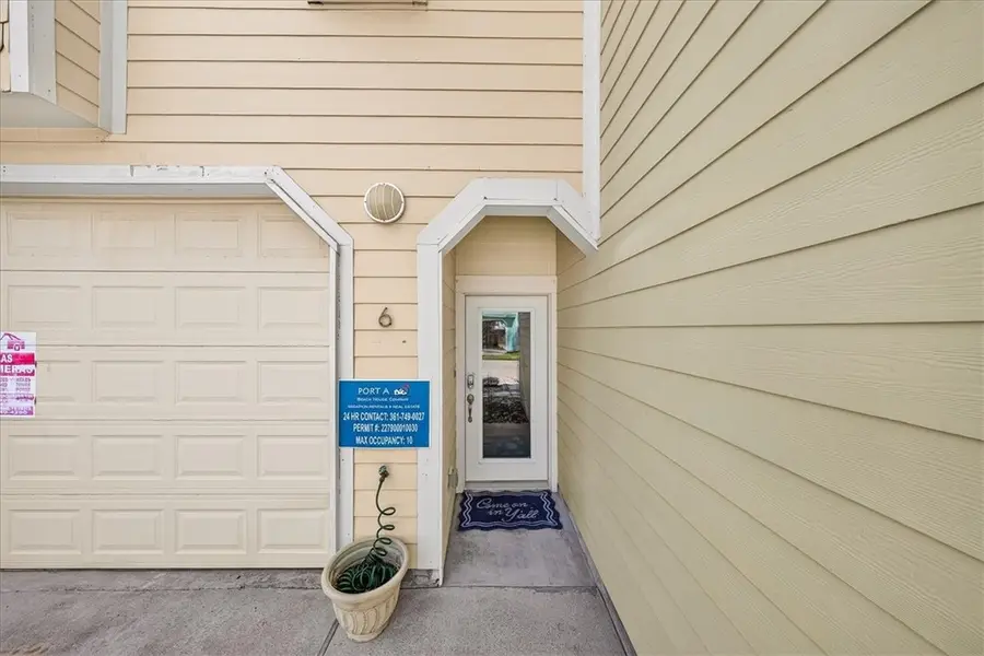 247 W Roberts Avenue #6, Port Aransas, TX 78373 - #3