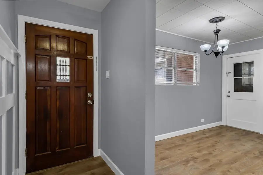 317 S Chiltipin Street, Sinton, TX 78387 - #3