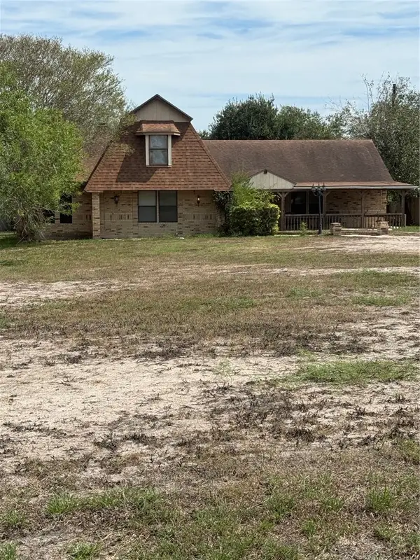 5384 County Road 73a, Robstown, TX 78380